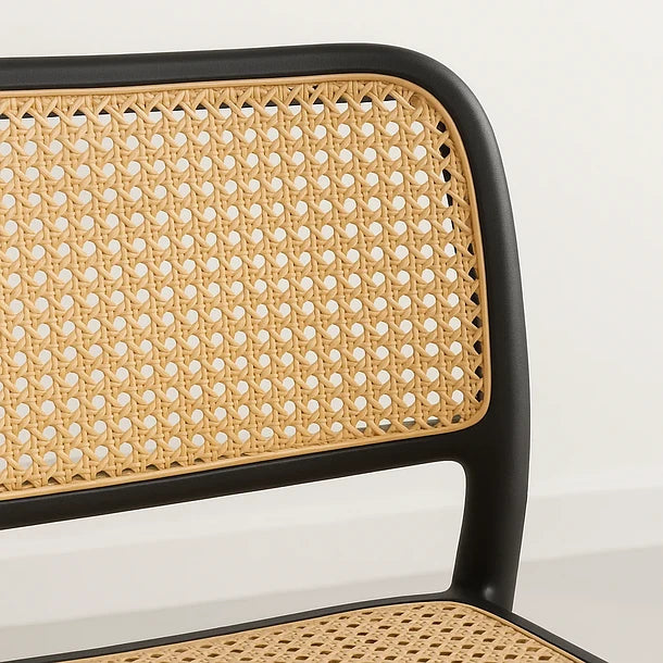 Silla Omara con Rattan Negra